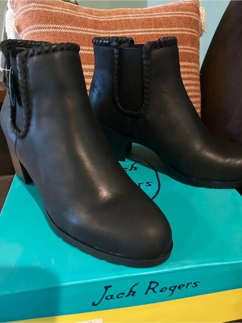 NWT Jack Rogers PIPPA Black Leather Women Boots Shoes 9M